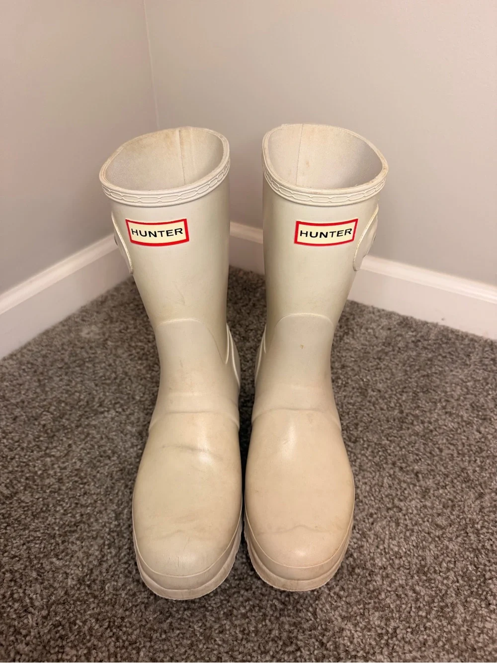 Hunter Tall Rain Boots in Cream with Red Logo